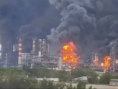Украинские БПЛА FP-1 поразили московский нефтеперерабатывающий завод