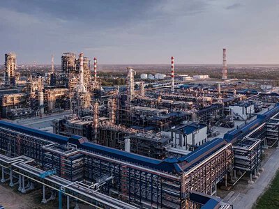 Московский НПЗ остановил работу после атаки украинских БПЛА FP-1