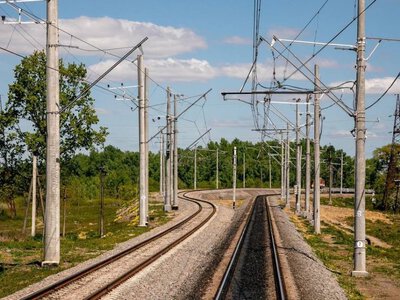 В Украине завершили электрификацию новой евроколеи