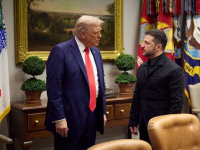Во время разговора с Зеленским Трамп просил не бить по российским НПЗ