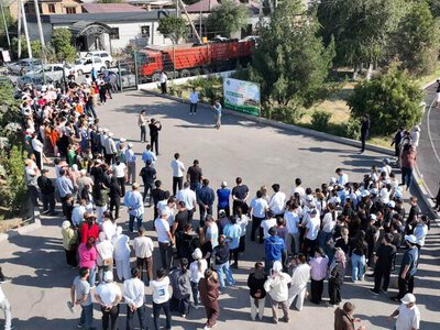ТУРКЕСТАН: В АРЫСИ ПРОШЕЛ ОБЩЕГОРОДСКОЙ СУББОТНИК