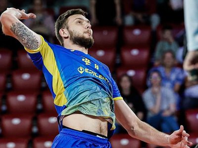 Блокирующий сборной Украины признал свою вину после поражения от Румынии на Евро-2026 по волейболу