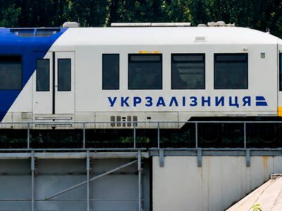 Партнеры помогут восстановить поврежденные поезда УЗ: Украина привлекает более $240 млн