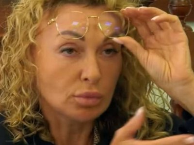 Елена Ситайло: судья записала дворец на мать, а недвижимость на сына