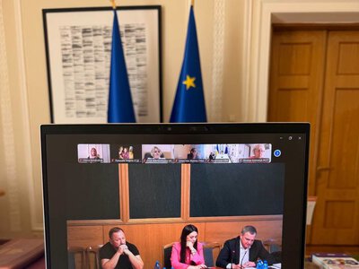Более 58 тысяч детей в Украине имеют статус сирот: в Раде призвали создать единый орган по защите детства