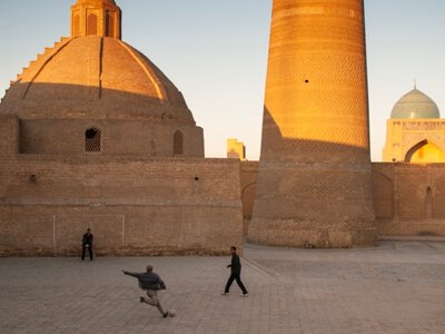 В Узбекистане в историческом центре Бухары ограничат движение самокатов, мопедов и гужевого транспорта