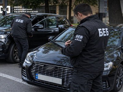 Продавали подержанные автомобили из Кореи: БЭБ раскрыло масштабную схему уклонения от уплаты налогов