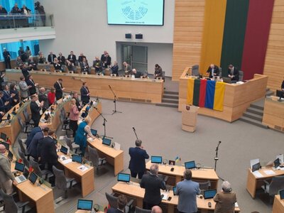 Сейм Литвы впервые поддержал отказ от запрета на размещение в стране ядерного оружия