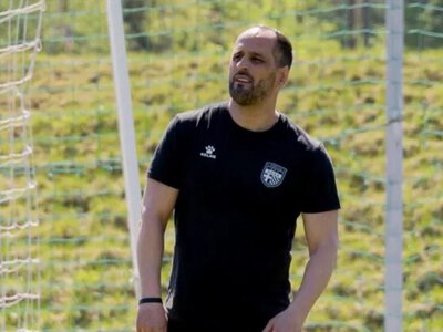 Клуб Первой лиги неожиданно уволил тренера – трогательные слова прощания на фоне конфликта