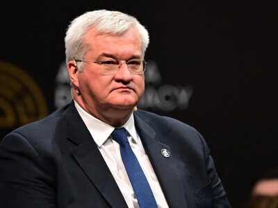  «Москва празднует»: Сибига прокомментировал снятие санкций с двух российских олигархов 