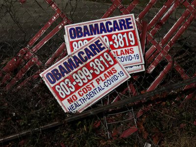 В США приостановят страхование Obamacare для более чем 760 тысяч человек из-за подозрений в мошенничестве