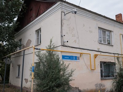  «В сарае держали коров»: Жители аварийного дома в Астане вспоминают как строился их район 