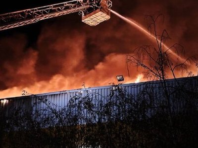 Удар по Запорожью: россияне разрушили ТЦ Амстор и пятый в месяц магазин JYSK