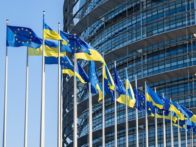 В санкциях появляются трещины: почему ЕС прощает российских олигархов и как это повлияет на ход войны