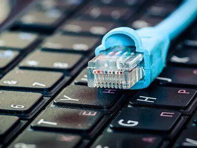 Из-за российского обстрела в Киеве возможны перебои с интернетом - провайдеры