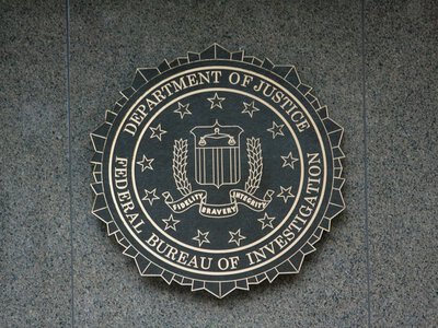Хакеры взломали сайт ФБР и заявили о похищении данных агентов