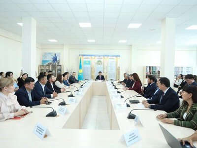 В Мангистау ко Дню труда наградили передовиков отраслей