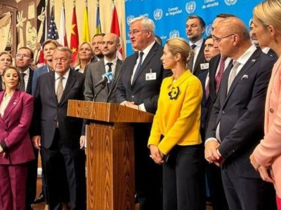 Украина согласилась на полное прекращение огня и ждет того же от России
