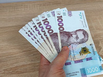 Почти 11 тысяч гривен на каждого члена семьи: украинцам предоставляют новую денежную помощь