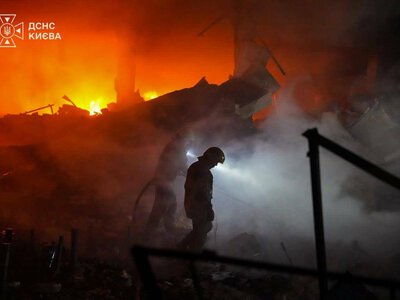 Поврежденный после атаки медучреждение в Киеве: какие приемы остановили и где искать врачей