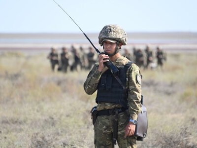 В Казахстане во время учений в Каспийском море погибли как минимум 9 военных