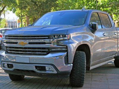 GM готує новий 8,3-літровий дизель Mongoose для боротьби з Ford Power Stroke