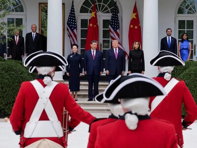 Китай «в знак дружбы» передаст США двух панд Пин Пин и Фу Шуан
