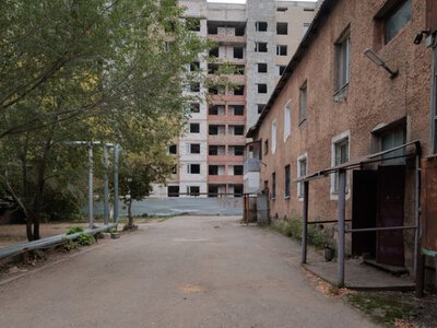  Еще один дом по улице Абая в Астане идет под снос в этом году 