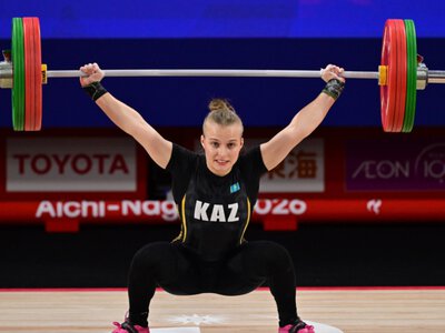  Два казахстанских тяжелоатлета вошли в топ-5 на Азиаде-2026 