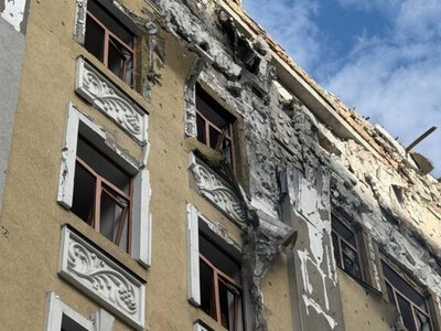 В Киеве в результате атаки рф повреждено здание Высшего совета правосудия: 6 пострадавших