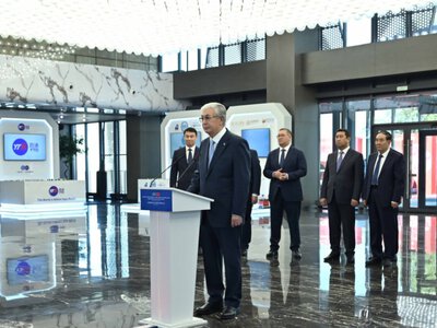  Токаев дал старт строительству крупного завода в Жамбылской области 