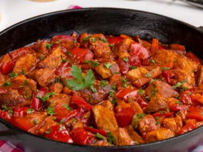 Китайцы объяснили, почему нельзя отказываться от мяса в пожилом возрасте