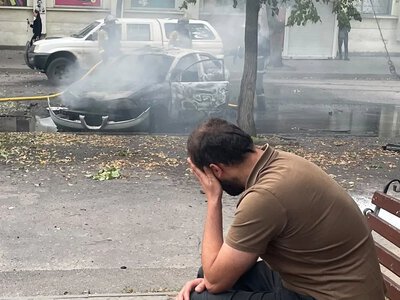 россияне попали беспилотником в автомобиль иностранных журналистов в Донецкой области