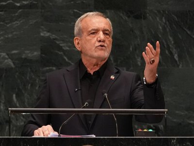  Почему верховного лидера Ирана не видно на публике: ответ Пезешкиана 