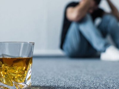 На дому и в стационаре: Вывод из запоя в Киеве