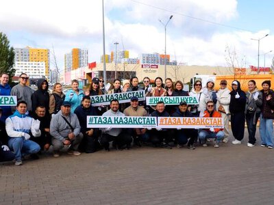 Около 50 тысяч человек приняли участие в масштабной экологической акции в Астане