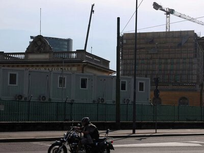 Американская компания выплатит более 30 млн евро за эксплуатацию работников на строительстве консульства США в Милане