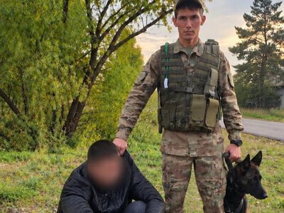  Два телефона и неизвестные вещества пытались перебросить в учреждение УИС в ВКО 