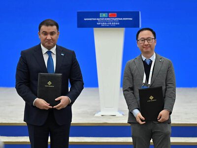 Форум аясында Мемлекет басшысының қатысуымен қол қойылған құжаттарды алмасу рәсімі өтті: