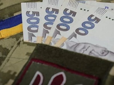 В правительстве сообщили, хватит ли денег на зарплаты военным в этом году