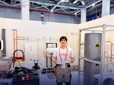 МОЛОДОЙ СПЕЦИАЛИСТ ИЗ ШЫМКЕНТА НАГРАЖДЁН НА ЧЕМПИОНАТЕ WORLDSKILLS SHANGHAI — 2026