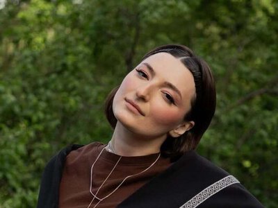 Звезда Квартала высмеяла подлых мамочек, травящих ее за не такую ​​внешность (видео)
