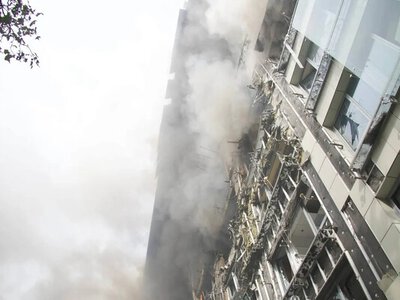 РФ ударила по бизнес-центру в центре Днепра — людей достают с верхних этажей, есть те, кто не выходит на связь