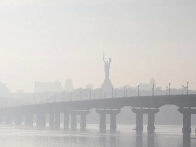 После вражеского обстрела в Обухове и Броварах зафиксировали ухудшение качества атмосферного воздуха.