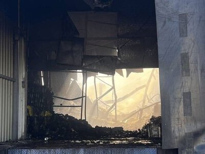 Россияне разрушают украинскую экономику: десятки складов пострадали в результате атак