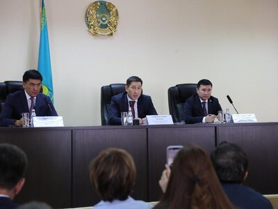 Цифровизация госфинансов и эффективность бюджетных расходов: в Шымкенте прошла встреча с населением
