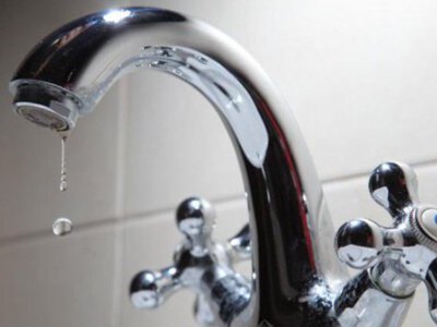 Коммунальная авария в Киеве: учебные заведения остались без воды