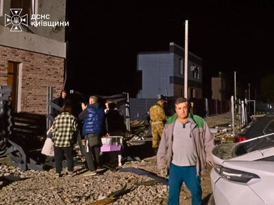 Секунды на спасение: в Киевской области людей выводили с места взрыва, - ФОТО