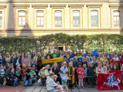 В Вене состоялся благотворительный забег 5 for Lithuania в поддержку Украины