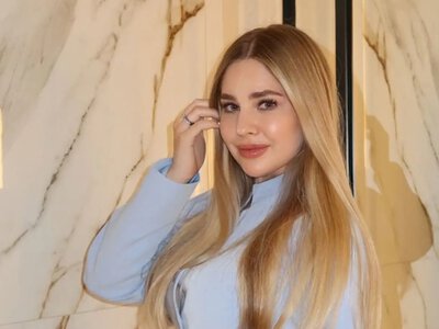 Жена Забарного показала яркие кадры из поездки в Тбилиси на матч Украины